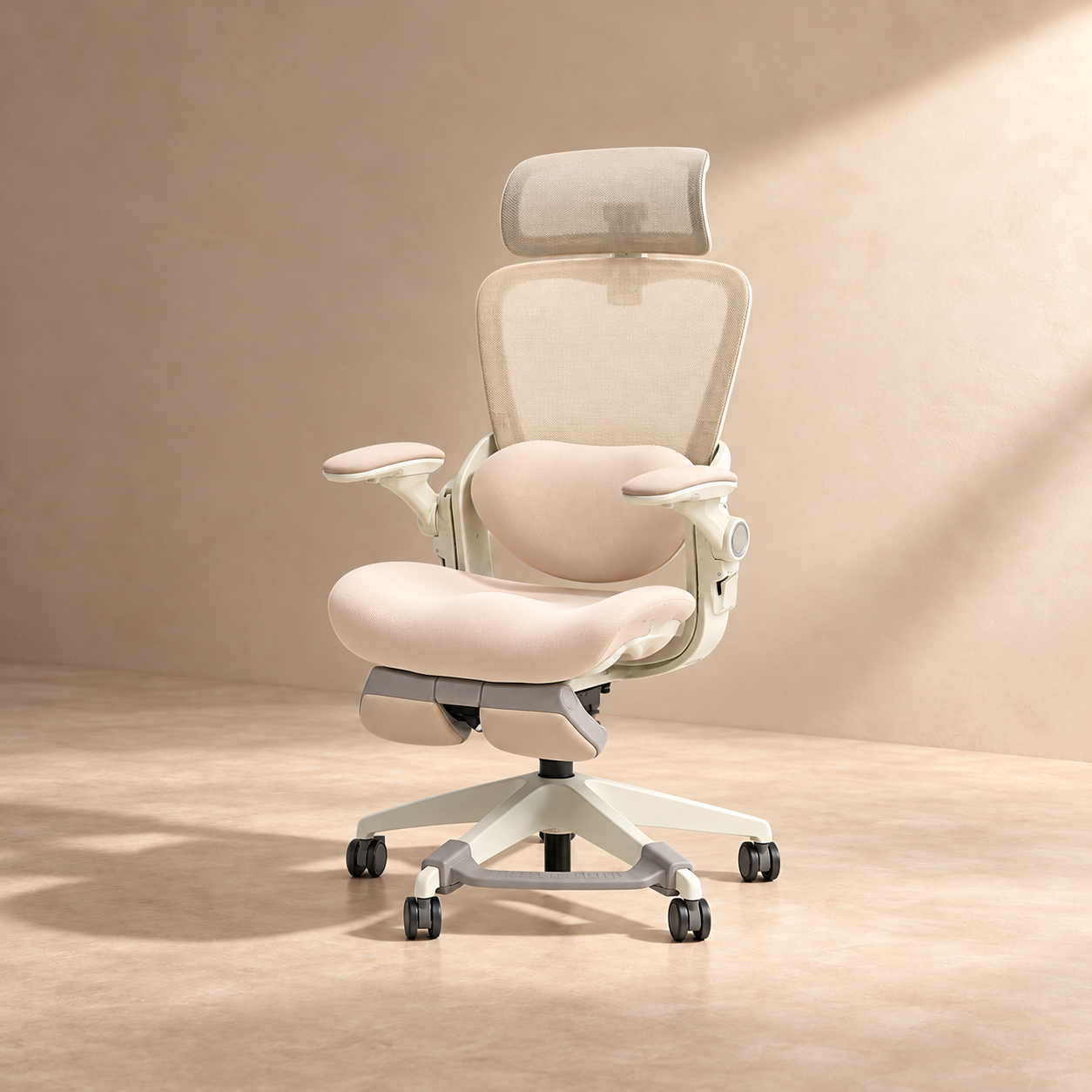 P1 Lady Ergonomic Chair in