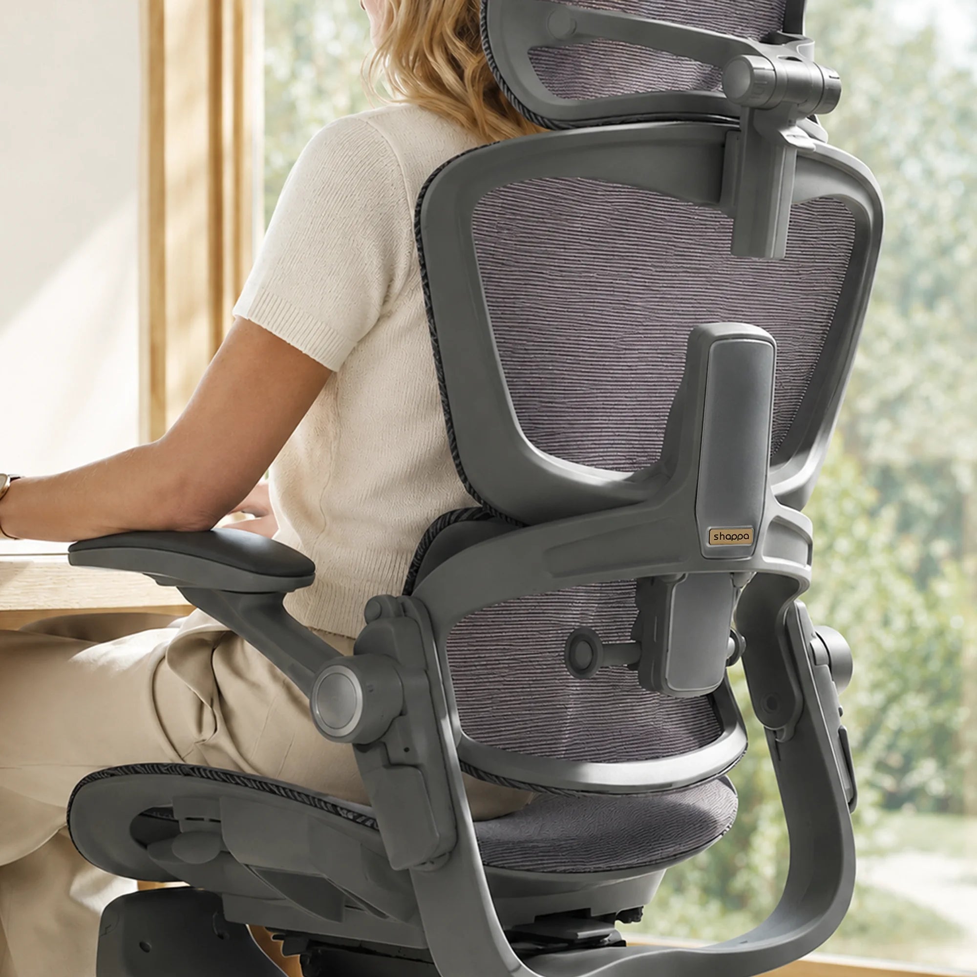 Smile Pro contoured lumbar support