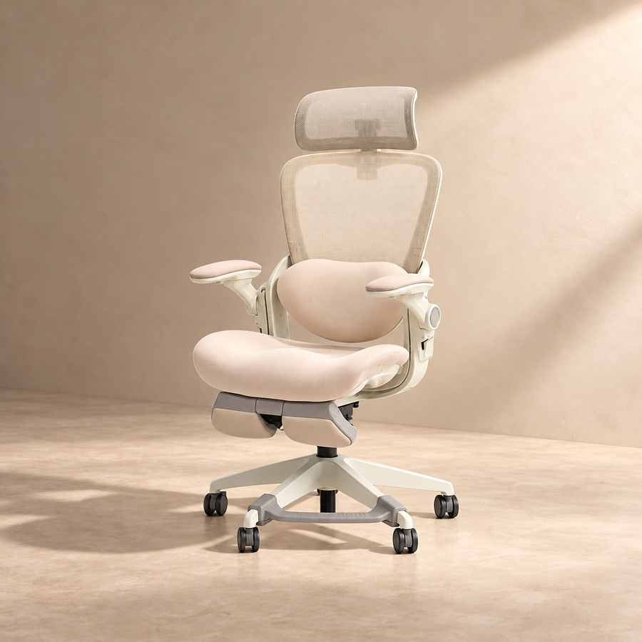 P1 Lady Ergonomic Chair in Soft Ivory