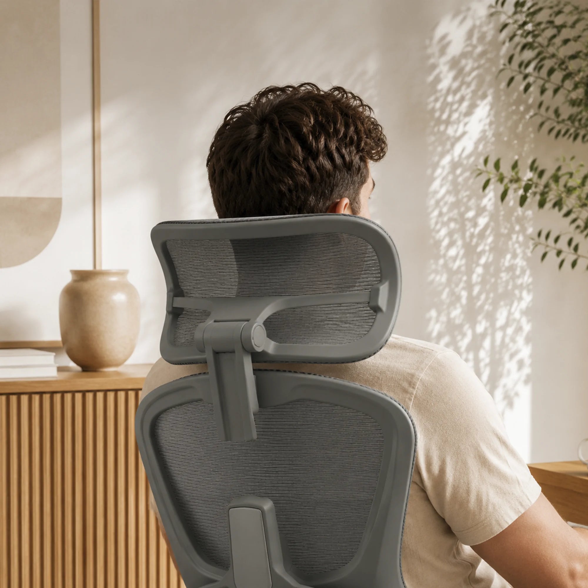 Smile Pro adjustable headrest from behind